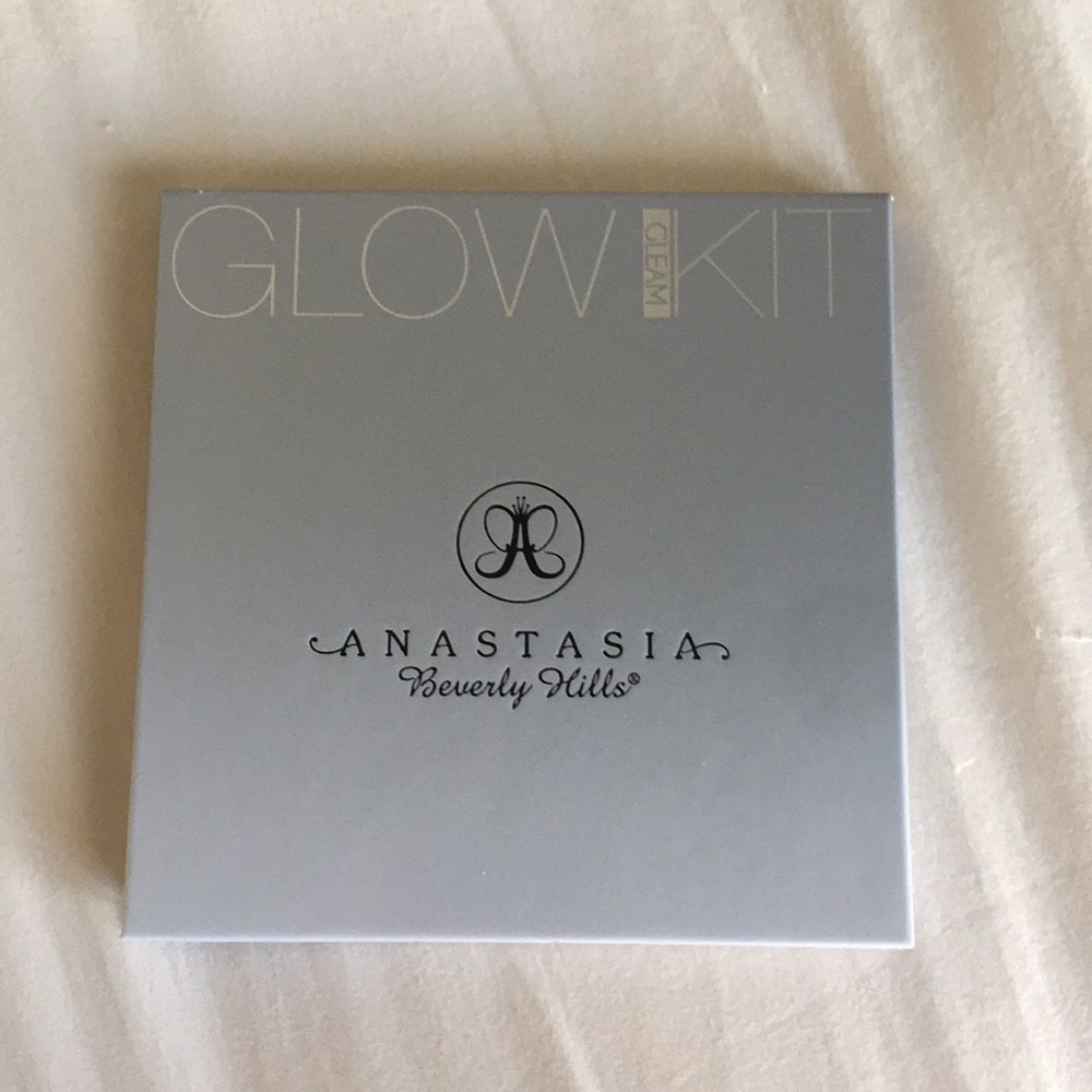 Anastasia Beverly Hills Glow Kit